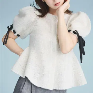 리본 디테일 페플럼 가디건