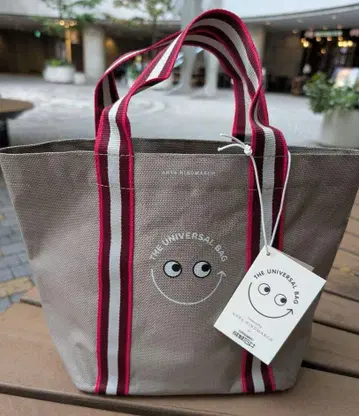 미사용 새상품 아냐 힌드마치 THE UNIVERSAL BAG 미니