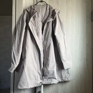 Merveilleux vente 후드 부착 코트와 퀼팅 베스트