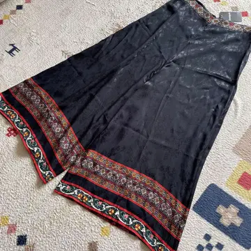 [ 새상품 ] Desigual 꽃무늬 와이드 팬츠 블랙 XL