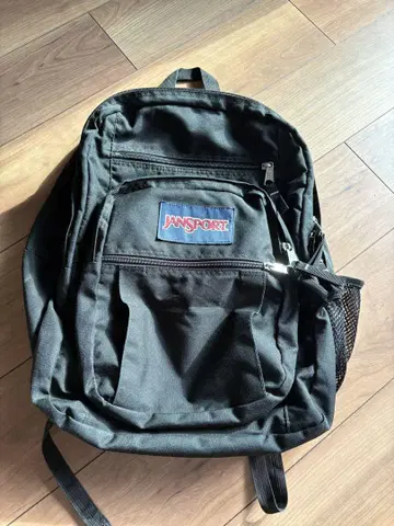 가격 인하 JANSPORT black 백팩