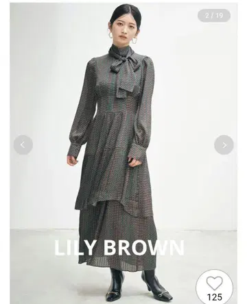 LILY BROWN 2WAY 보타이 플리츠 원피스
