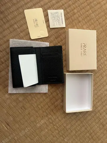 PRARE 블랙 명함지갑 미사용 새상품