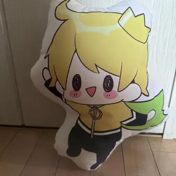 야라레네 외계인 쿠션