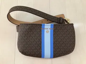 MICHAEL KORS 웨스트 파우치 (바디백) 미사용