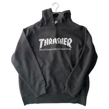 THRASHER 블랙 후드티 후드 부착