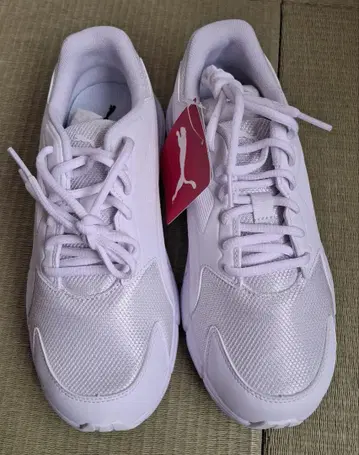 PUMA 화이트 신발 24cm