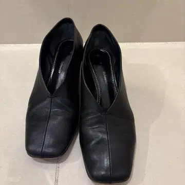 Schouler 블랙 가죽 펌프스
