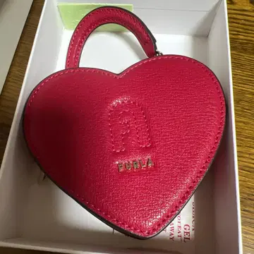 FURLA 하트형 파우치 코인 케이스 아치 로고 참 빨간색