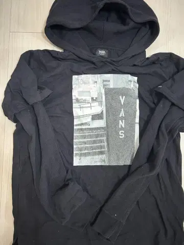 VANS 블랙 후드티 L 사이즈