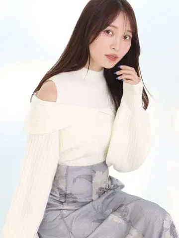 와이드 리브 오픈 숄더 니트 화이트