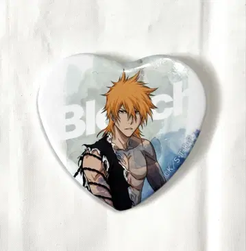 BLEACH 쿠로사키 이치고 온라인 복권 하트형 캔뱃지