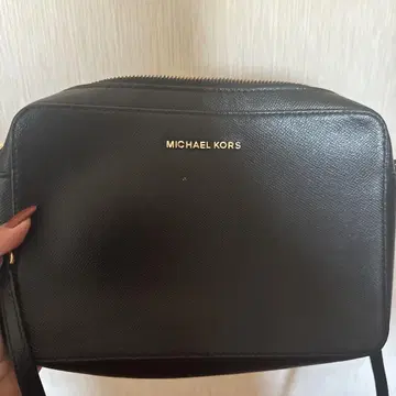 MICHAEL KORS 블랙 숄더백