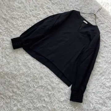 최종 가격 ebure 에부르 울 블라우스 풀오버