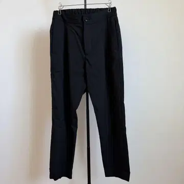 어태치먼트 팬츠