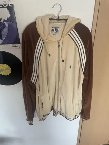 팻팜 후드티 벨로아