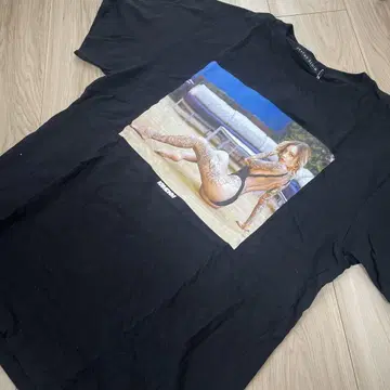 KRHYME DENIM 블랙 T셔츠