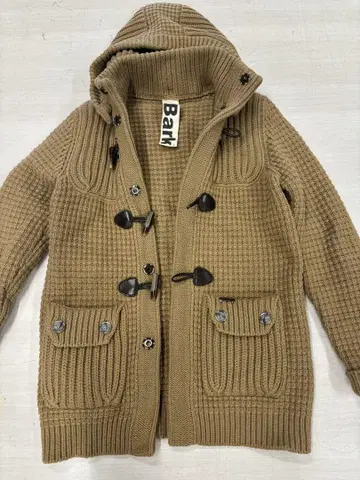 Bark 베이지 더플 코트 후드 부착