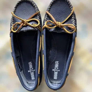 minnetonka 네이비 가죽 모카신 신발 24cm