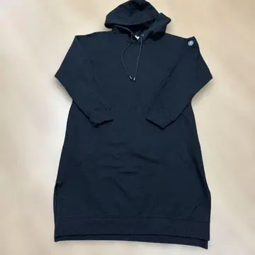 Miss edi 후드 부착 블랙 원피스