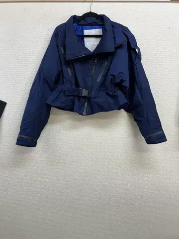 [ 미사용 ] 노스 세일 네이비 허리 벨트 포함 패딩 자켓