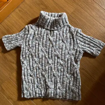 손뜨개질 케이블 짜임 터틀넥 반팔 니트
