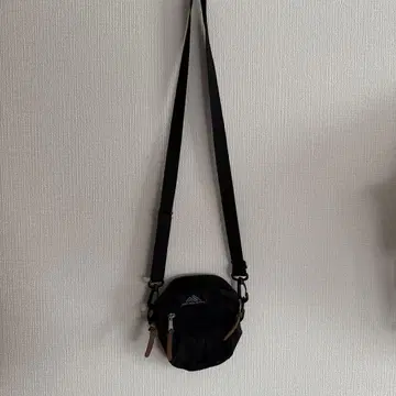 GREGORY 블랙 숄더백