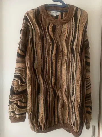 3D 니트 스웨터 L 쿠지풍