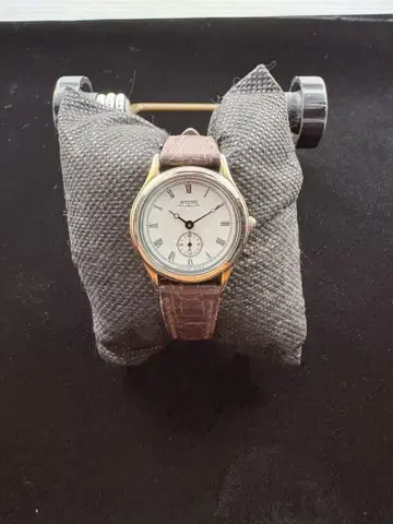 CASIO STING SYN-140 스몰 세컨드 소가죽 벨트 손목시계