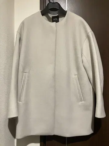 PLST 아이보리 노카라 코트 S 사이즈