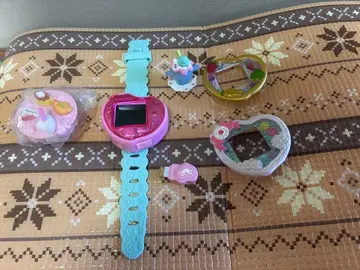 딜리셔스 파티 프리큐어 하트 큐어 워치