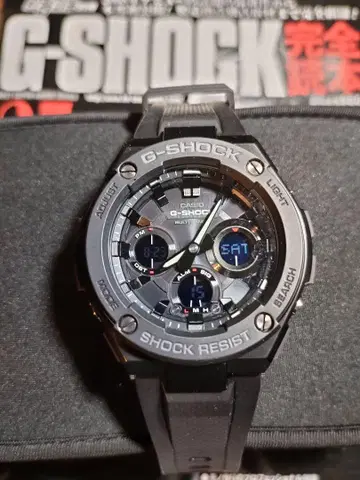G-SHOCK GST-W100G-1BJF