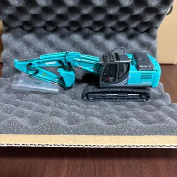 생산 종료품 KOBELCO SK210 LC 1:50 스케일 모델