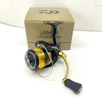 중고 다이와 Daiwa 23 레가리스 LT2500S-XH 스피닝 릴