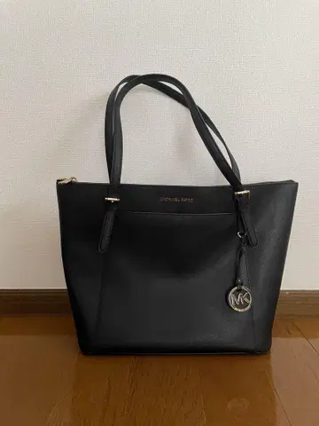 MICHAEL KORS 블랙 토트백