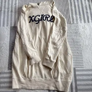 XGIRE 오버 사이즈 후드티 크림색