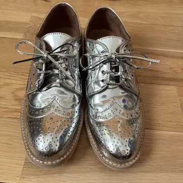 JEFFREY CAMPBELL 윙팁 슈즈
