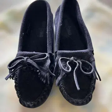미네통카 네이비 모카신 24cm