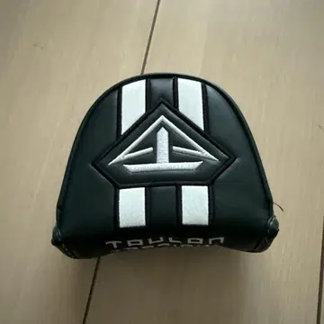 Toulon Design 말렛 퍼터 커버 블랙