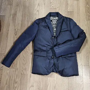 컨디션 최상 DSQUARED2 테일러드형 다운 자켓