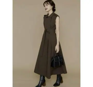 L'Or Sleeveless Coat Dress