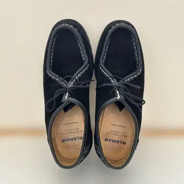 새상품급 KLEMAN 블랙 스웨이드 레이스업 슈즈