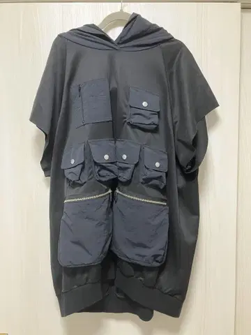 STOF Fisherman's vest hoodie