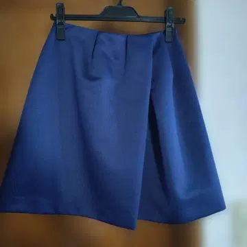 네이비 미디 스커트 심플