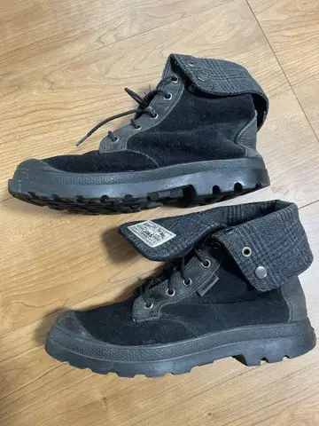 VANS 블랙 하이컷 스니커즈
