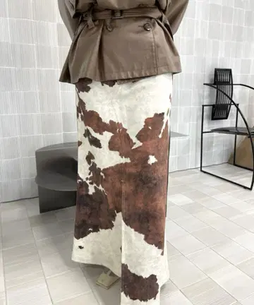 Ameri COW PATTERN SUEDE LIKE SKIRT