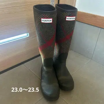 HUNTER 체크 무늬 롱 부츠
