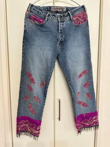 구제 의류 에스닉 비즈 자수 데님 팬츠 (페이즐리 무늬) sk2 보헤미안