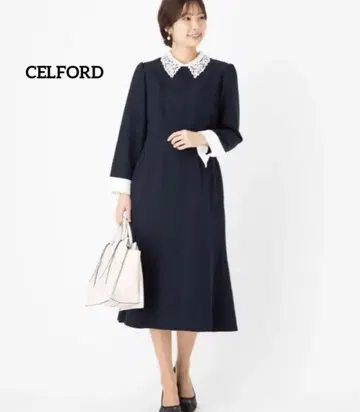 CELFORD 자수 칼라 타이트 원피스 화이트 카라 블랙