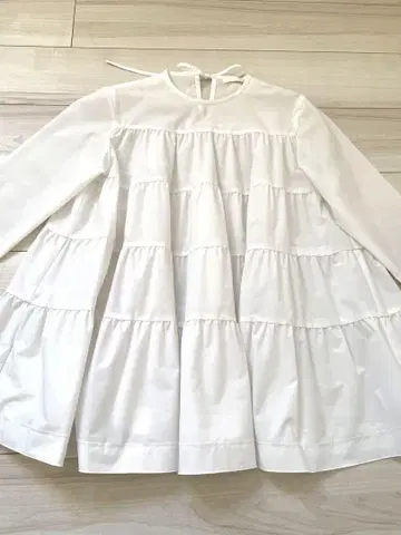 보르지 블라우스